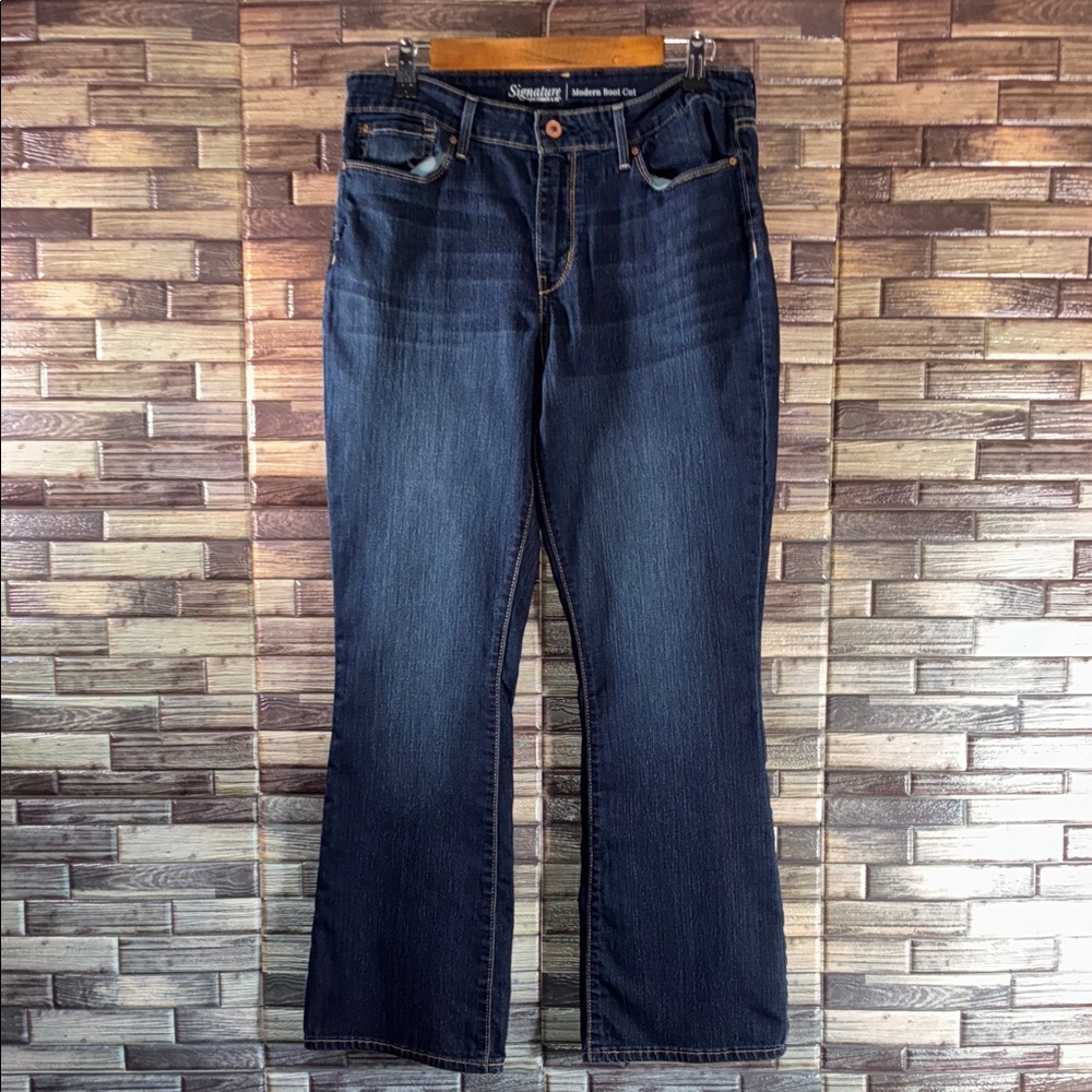 EUC Signature by Levi Strauss Women's Dark Blue Modern Boot Cut Jeans 32x30